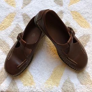 Dexter brown casual flats size 5.5